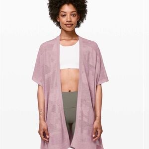 Lululemon Find Your Light Wrap in Heathered Vintage Mauve